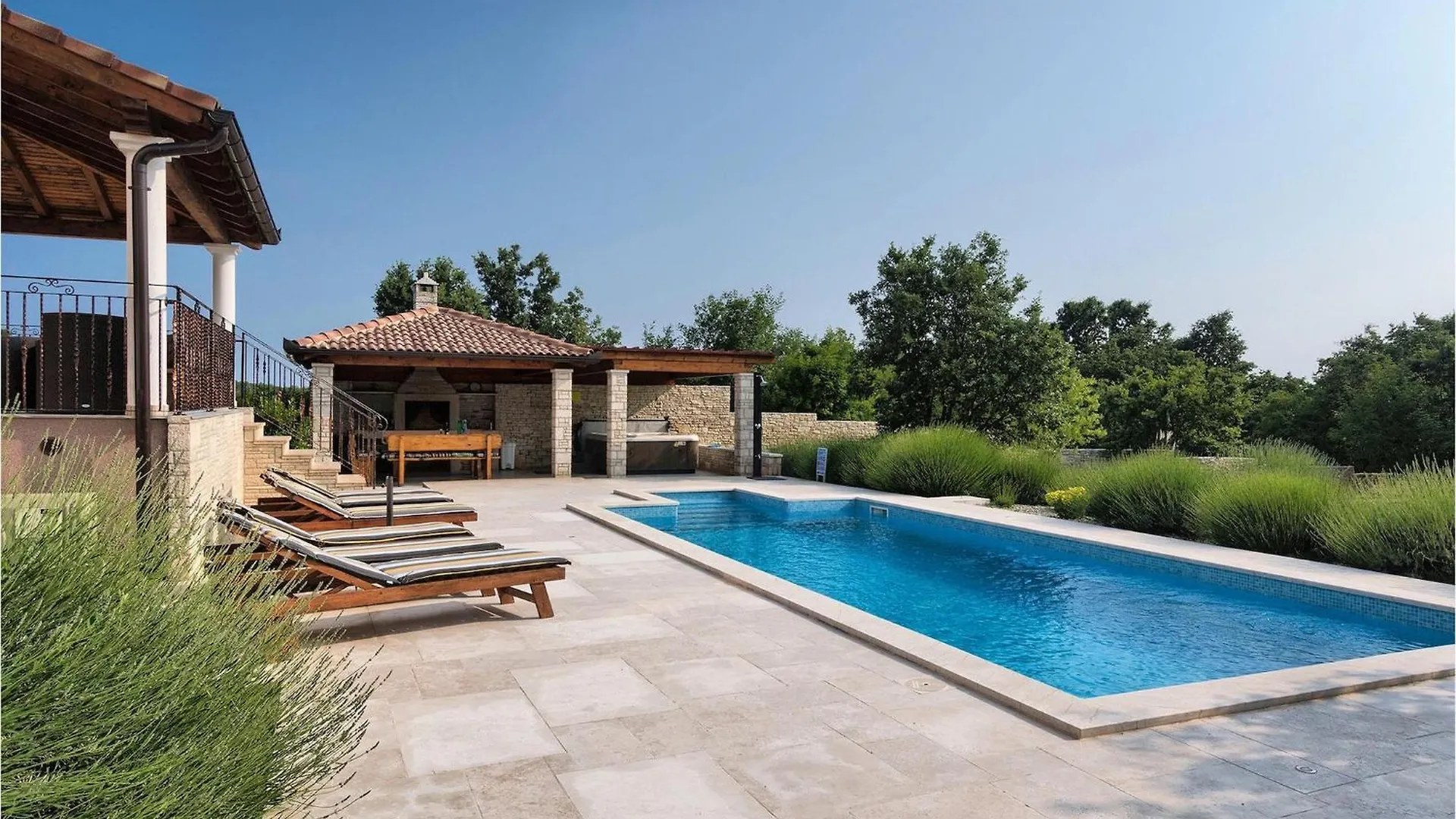 Holiday home Villa Stokovci
