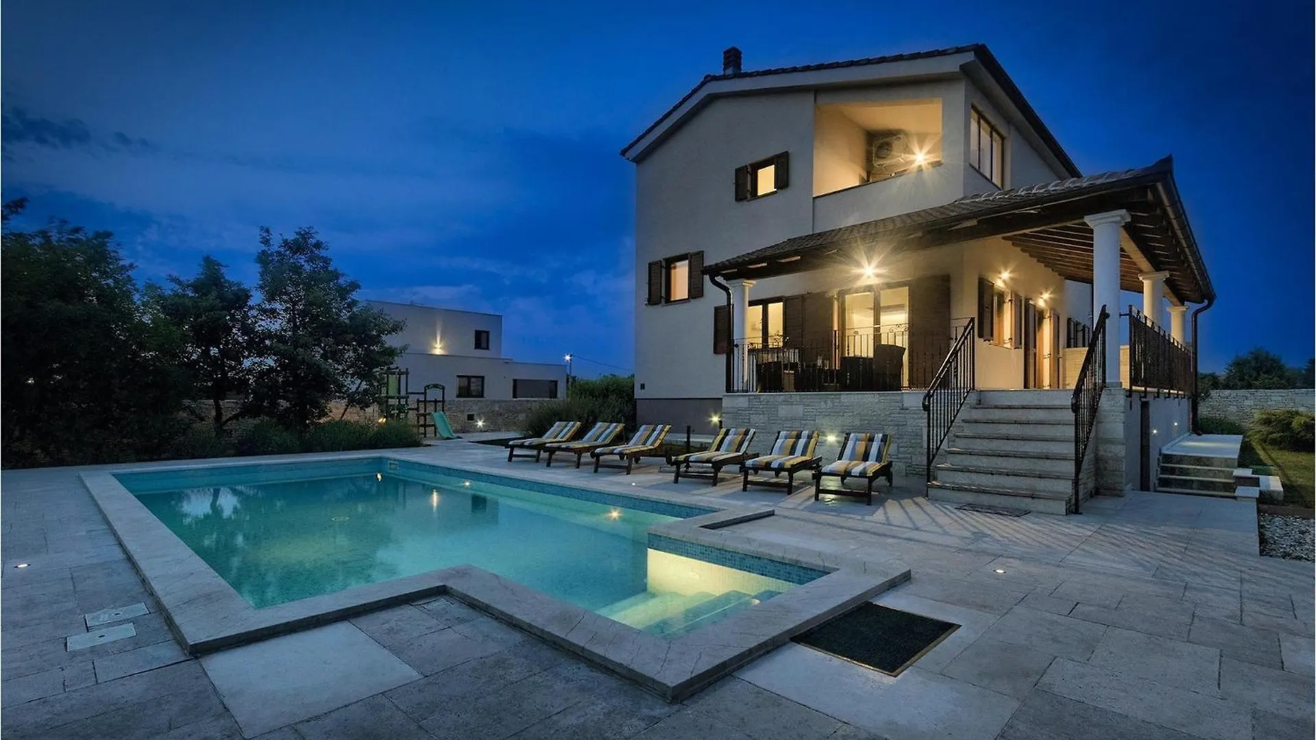 Holiday home Villa Stokovci Croatia
