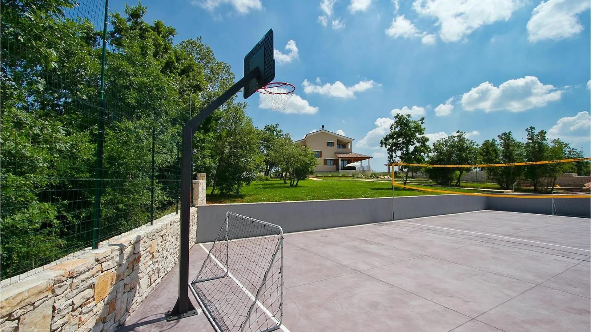 Villa Stokovci