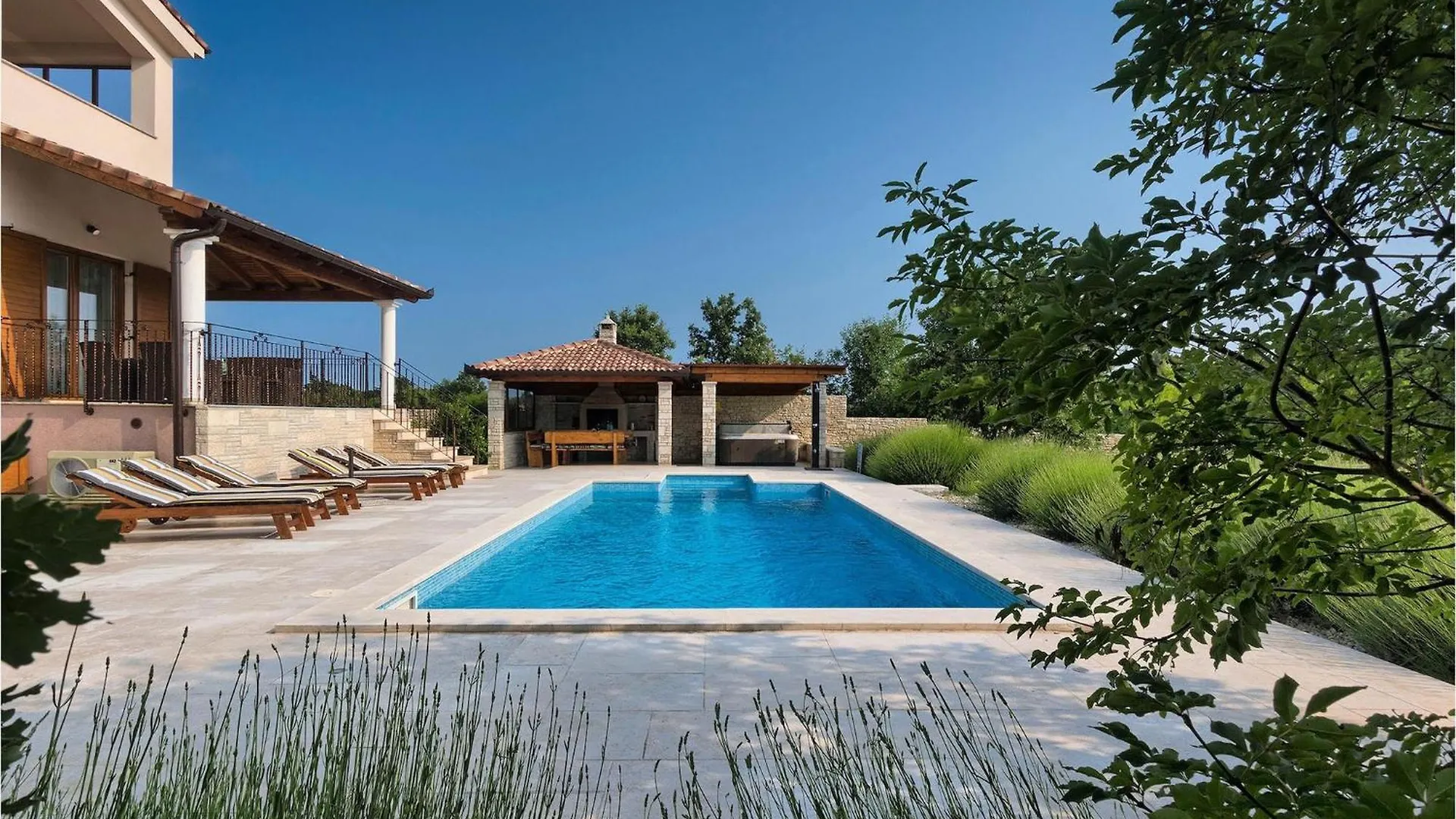 Villa Stokovci Holiday home
