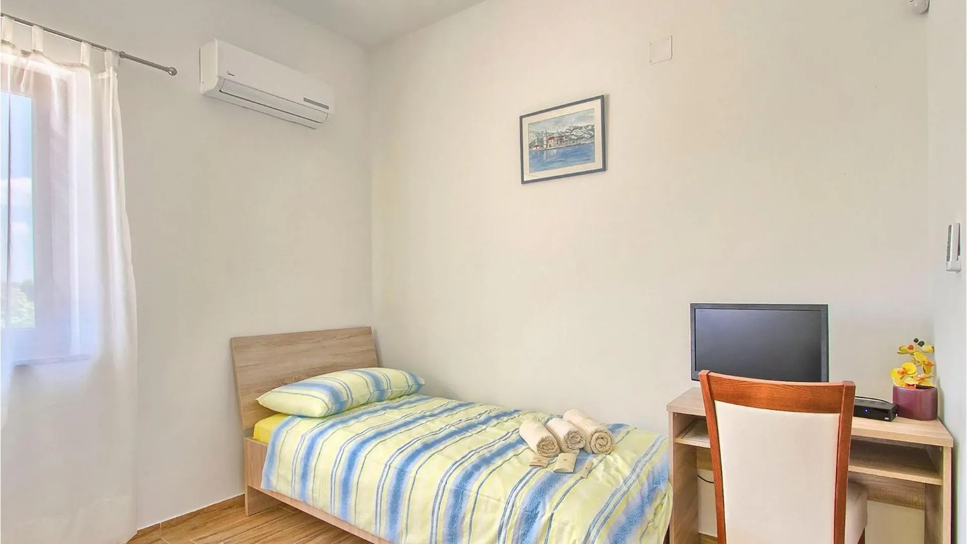 Villa Štokovci 0*,